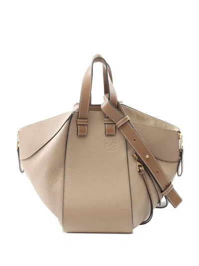 Pre-owned Loewe 2015-2025 Small Leather Hammock Bag Satchel In Brown