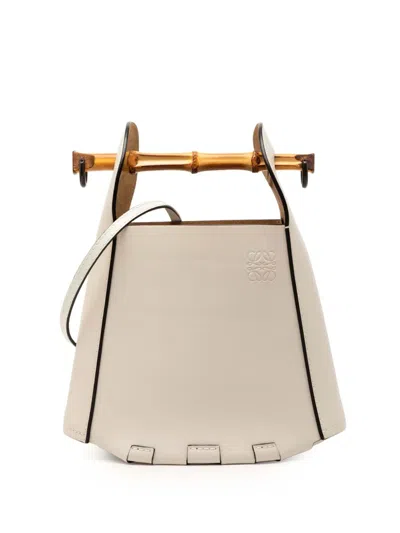 Pre-owned Loewe 2020 Calfskin Bamboo Bucket Bag Satchel In White