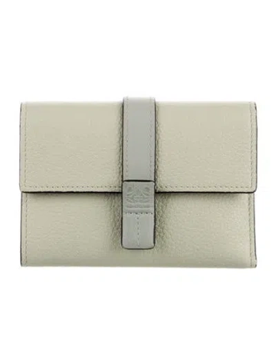 Pre-owned Loewe 2021 Leather French Purse In Green