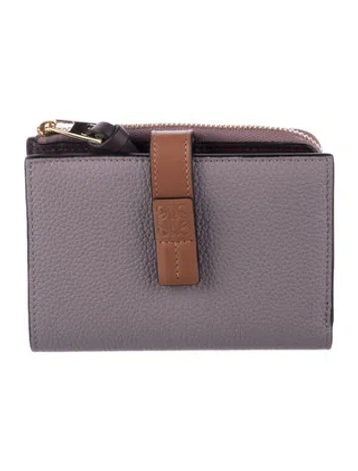 Pre-owned Loewe 2022 Calfskin Compact Wallet In Purple