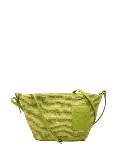 Pre-owned Loewe 2024 Paulas Ibiza Anagram Raffia Pochette Crossbody Bag In Green