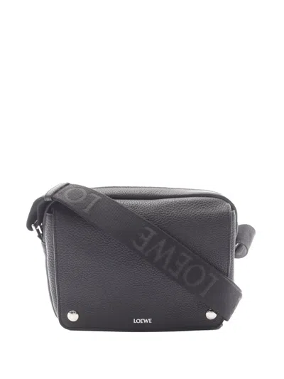 Pre-owned Loewe 2026 Medium Leather Pebble Messenger Bag Crossbody Bag In Black