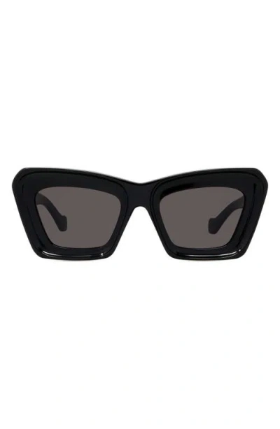 Loewe Lunettes De Soleil Beveled Cateye Pour Femme In Black