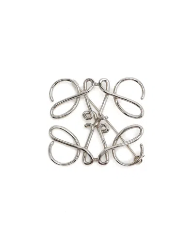 Pre-owned Loewe Anagram Brooch In Silver