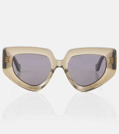 Loewe Anagram Cat-eye Sunglasses In Green