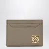 Loewe Anagram Leather Card Holder In Taupe