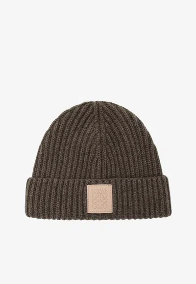 Loewe Anagram Patch Cashmere Beanie In Green
