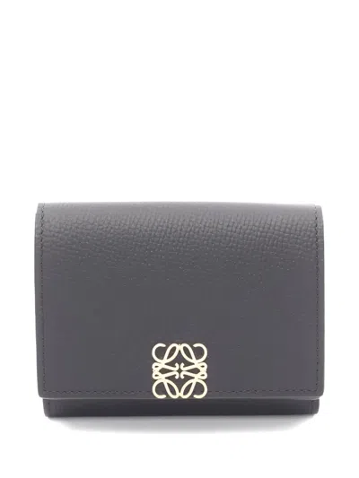 Pre-owned Loewe Anagram-plaque Leather Wallet In Gray