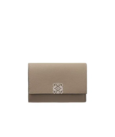Loewe Anagram Texture Wallet In Nude