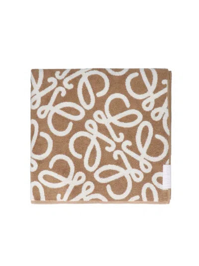 Loewe 'anagram' Towel In Beige