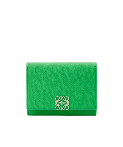 Loewe Anagram Trifold Wallet In Pebble Grained Calfskin In Red