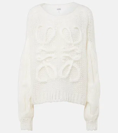 Loewe Womens Soft White Anagram Relaxed-fit Mohair-blend Jumper In Beige