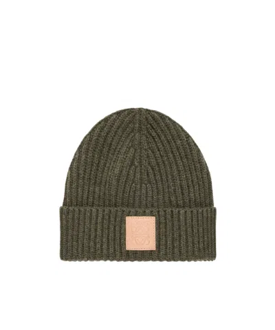 Loewe Beanie In Cashmere In Green