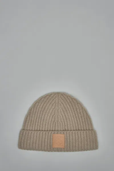 Loewe Beanie In Sand