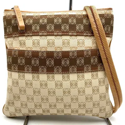 Pre-owned Loewe Beige Canvas Leather Shoulder Bag ()
