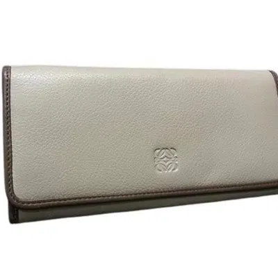 Pre-owned Loewe Beige Leather Long Wallet (bi-fold) ()