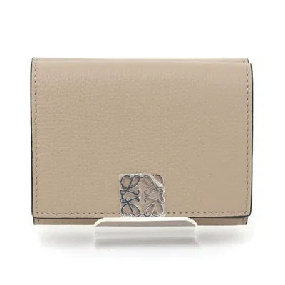 Pre-owned Loewe Beige Leather Wallet (tri-fold) () In Sand