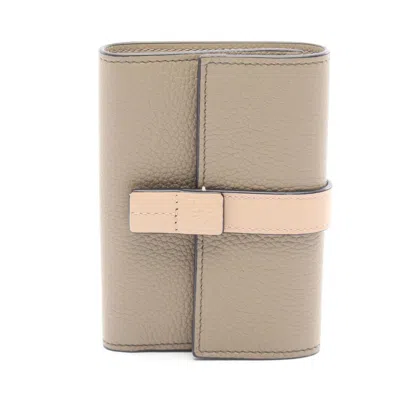 Pre-owned Loewe Beige Leather Wallet (tri-fold) () In Sand