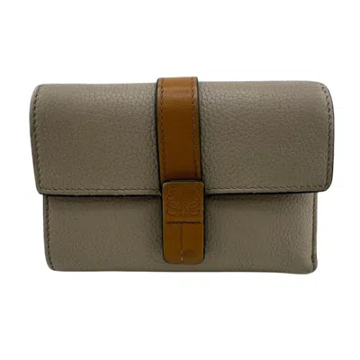 Pre-owned Loewe Beige Leather Wallet (tri-fold) () In Sand