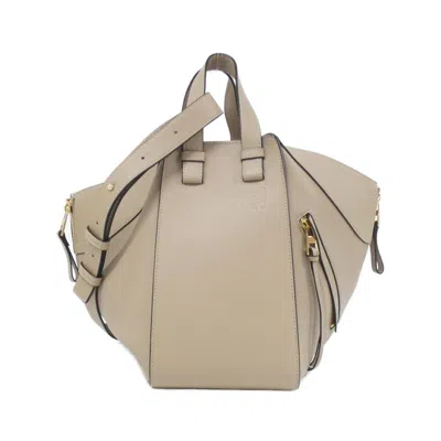 Pre-owned Loewe Beige Sand Leather Shoulder Bag ()