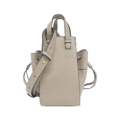 Pre-owned Loewe Beige Sand Leather Shoulder Bag ()