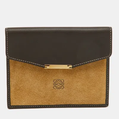 Pre-owned Loewe Beige/dark Brown Suede And Leather Anagram Wallet In Sand