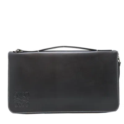 Pre-owned Loewe Black Leather Clutch Bag ()