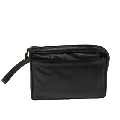 Pre-owned Loewe Black Leather Clutch Bag ()