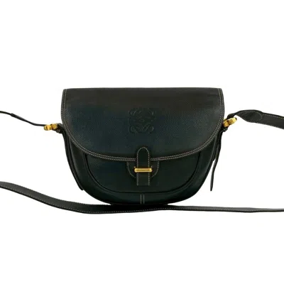 Pre-owned Loewe Black Leather Pochette Shoulder Bag ()