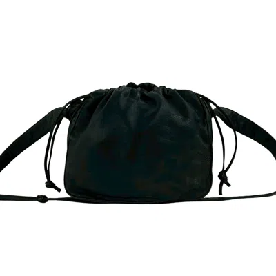 Pre-owned Loewe Black Leather Pochette Shoulder Bag ()