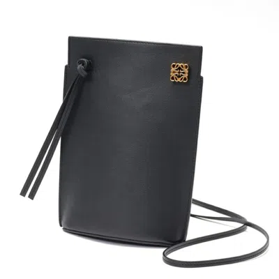 Pre-owned Loewe Black Leather Pouch Shoulder Bag ()