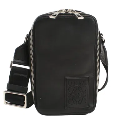 Pre-owned Loewe Black Shoulder Bag ()