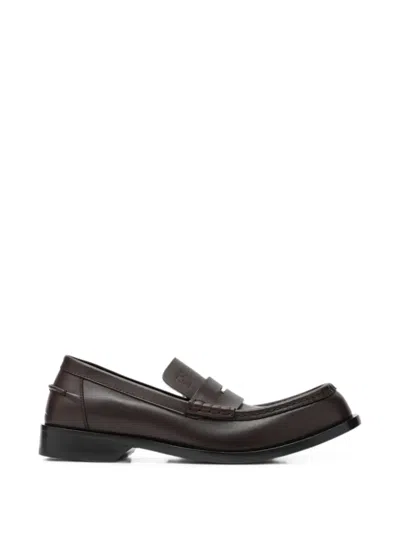 Loewe Bobine Loafer Aus Glänzendem Kalbsleder In Brown