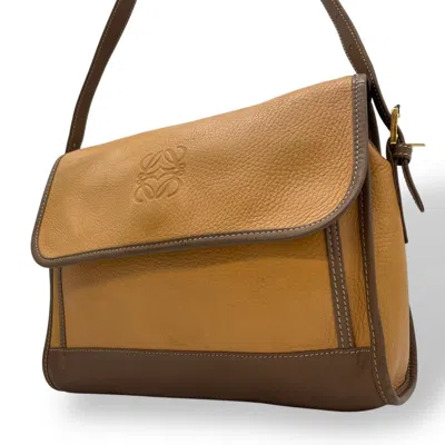 Pre-owned Loewe Brown Camel Leather Shoulder Bag ()