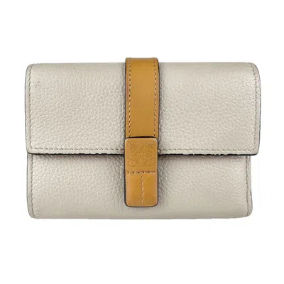 Pre-owned Loewe Brown Grayish Leather Wallet (tri-fold) ()