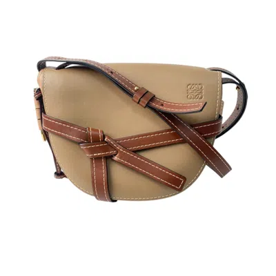 Pre-owned Loewe Brown Leather Shoulder Bag ()