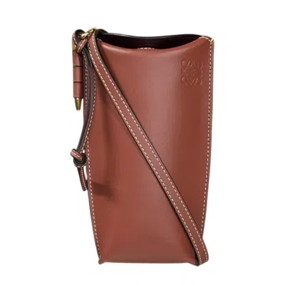 Pre-owned Loewe Brown Leather Shoulder Bag ()