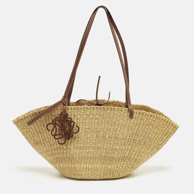 Pre-owned Loewe Brown/natural Woven Raffia And Leather Shell Basket Tote