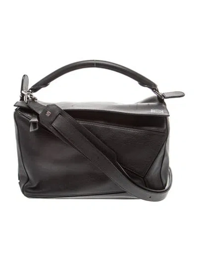Pre-owned Loewe Calfskin Puzzle Medium In Black