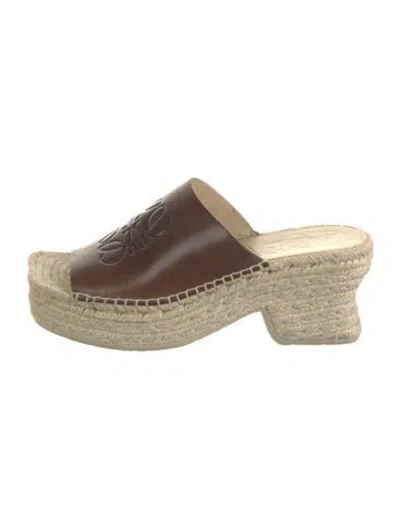 Pre-owned Loewe Canvas Espadrilles In Neutral