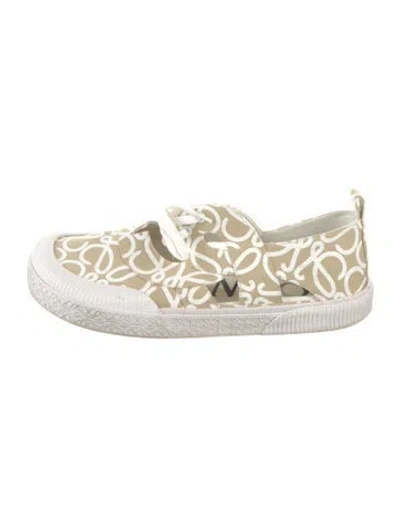 Pre-owned Loewe Canvas Printed Sneakers In White