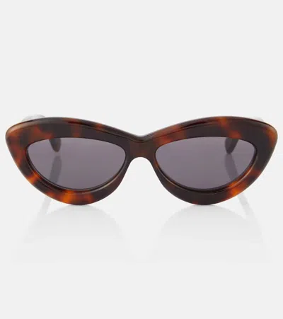 Loewe Cat-eye Sunglasses In Red