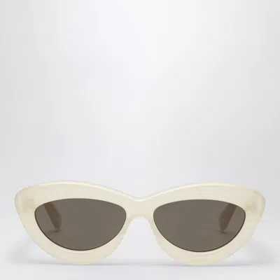 Loewe Cat-eye Sunglasses White