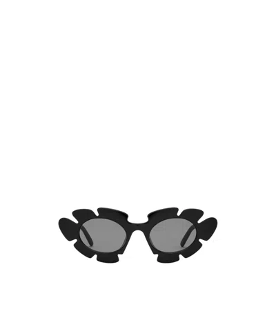 Loewe Cat-eye Sunglasses In Black