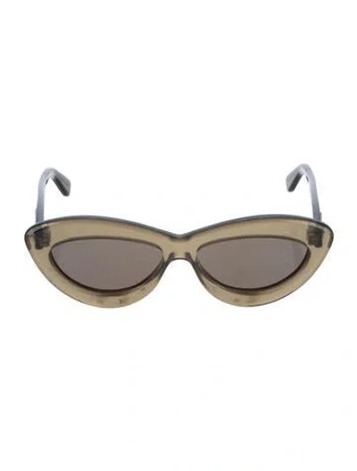 Pre-owned Loewe Cat-eye Tinted Sunglasses
