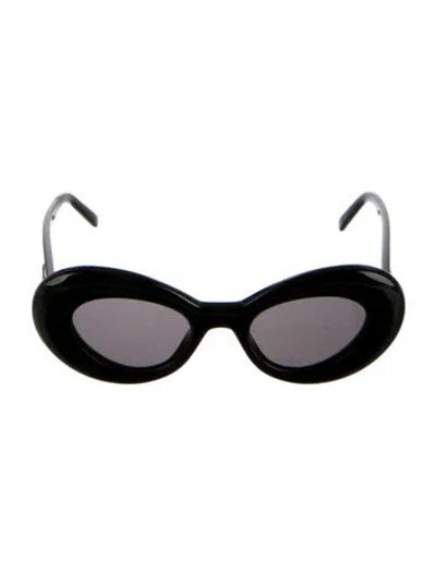 Pre-owned Loewe Cat-eye Tinted Sunglasses In Black