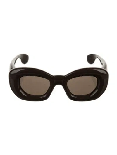 Pre-owned Loewe Cat-eye Tinted Sunglasses In Black