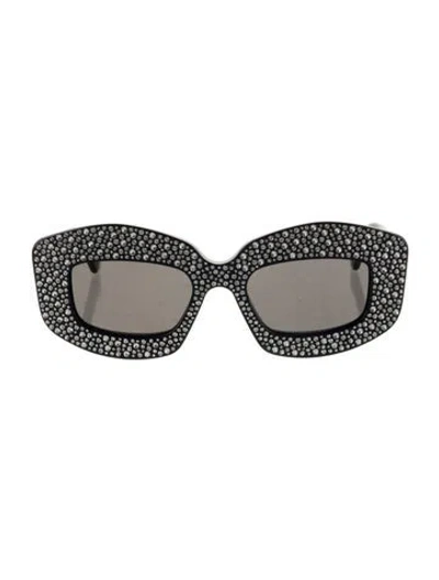 Pre-owned Loewe Cat-eye Tinted Sunglasses In Blue