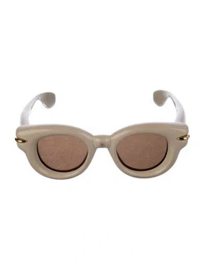Pre-owned Loewe Cat-eye Tinted Sunglasses In Neutral