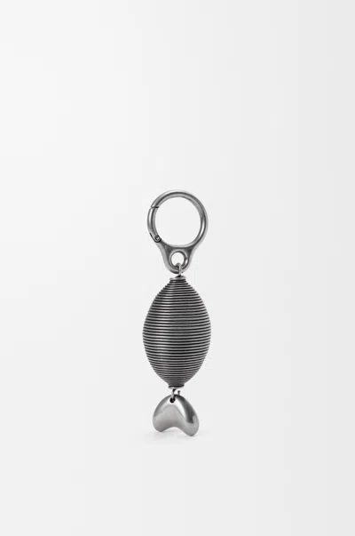 Loewe Charm Poisson Ovale Pour Femme In Gray